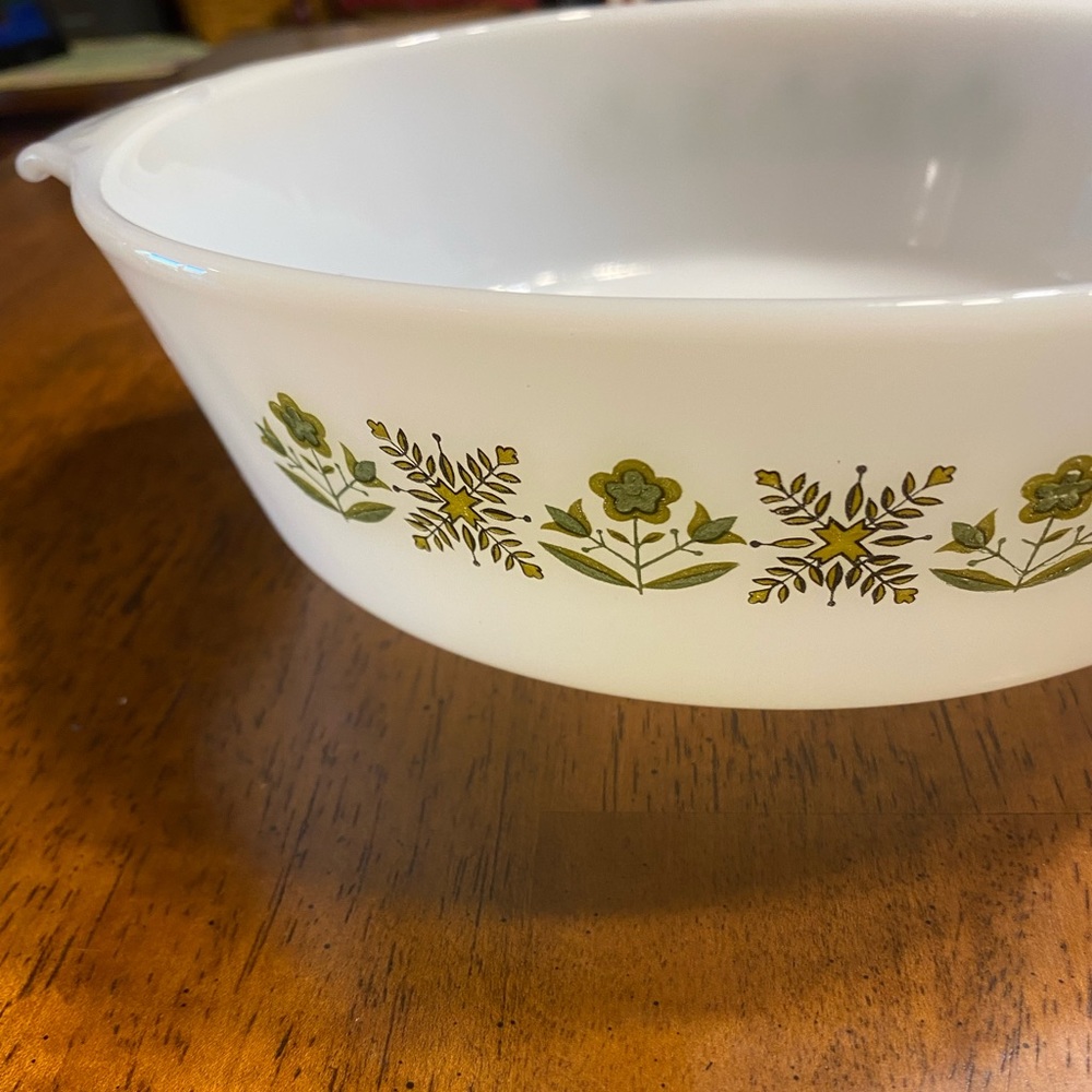 Fire King 1 1/2 quart dish. Green Meadow pattern. With small chip.